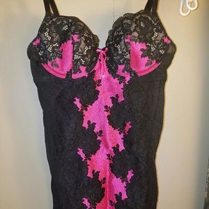 💥SOLD💥 Victoria's Secret Bustier Slip